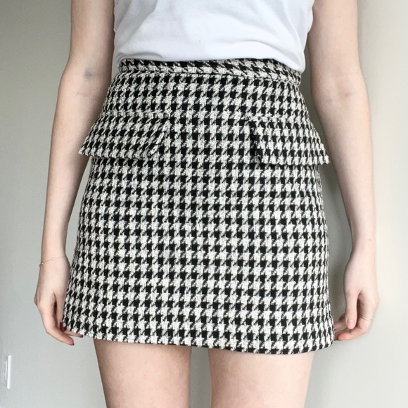 H&M plaid tweed mini skirt with pockets - Picture 1 of 6